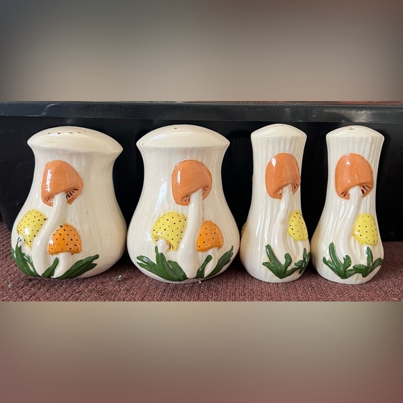 Vintage Other - Vintage Mushroom Shakers - 2 sets